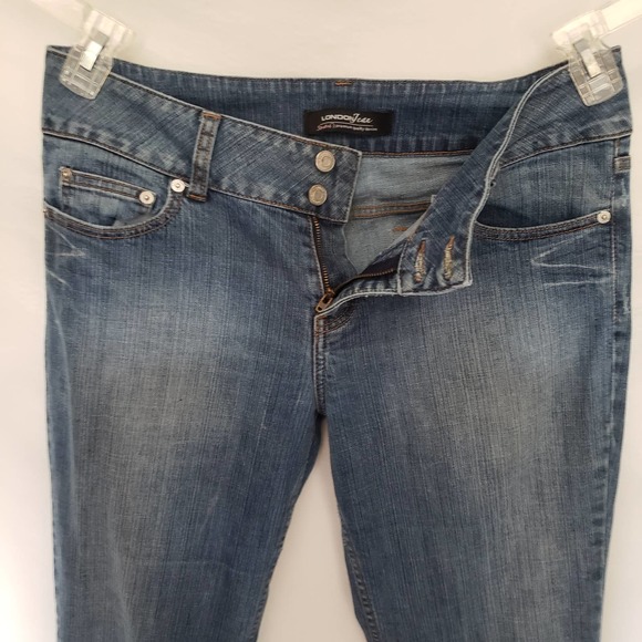 Victoria's Secret London Jeans - Picture 4 of 14